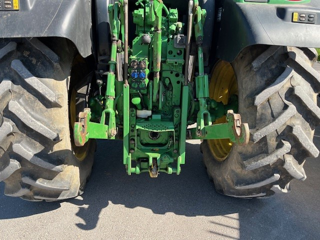 John Deere 6130R - Trator: foto 5 John Deere 6130R - Trator: foto 5