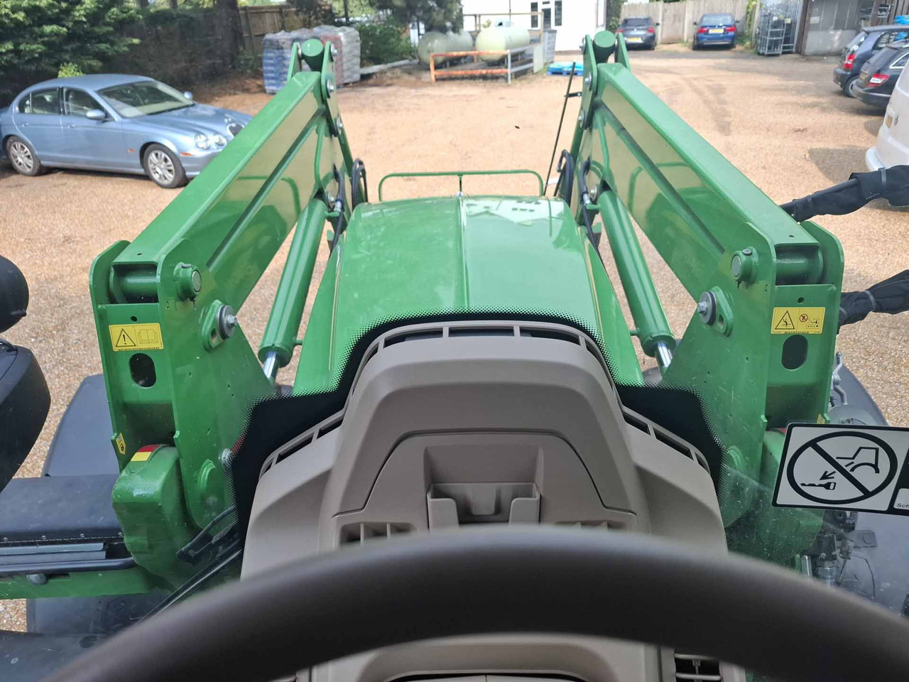 John Deere 6140M - Trator: foto 5 John Deere 6140M - Trator: foto 5