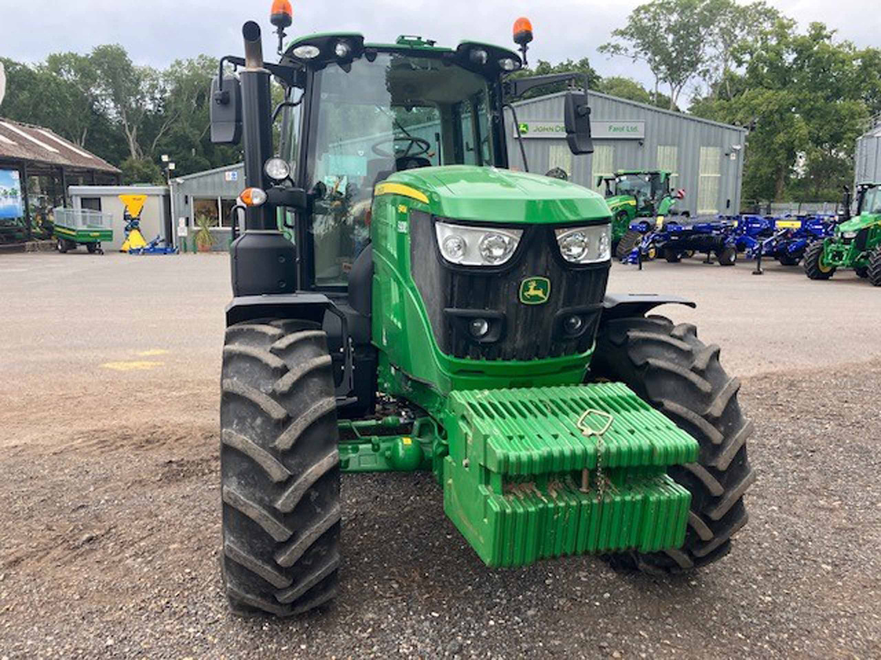 John Deere 6145M - Trator: foto 3 John Deere 6145M - Trator: foto 3