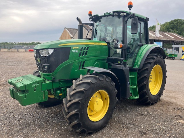 John Deere 6145M - Trator: foto 1 John Deere 6145M - Trator: foto 1