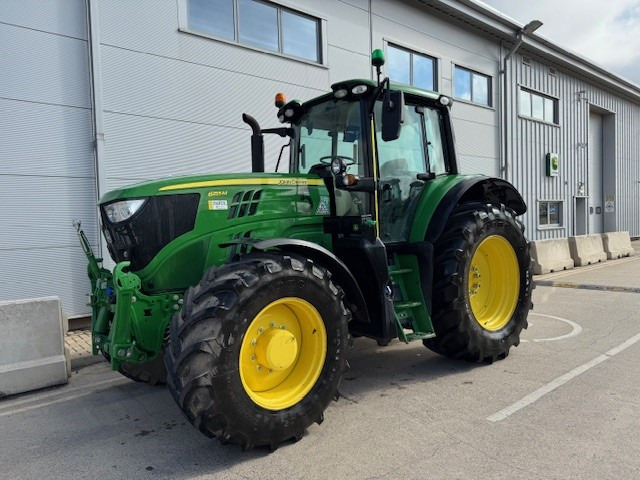 John Deere 6155M - Trator: foto 1 John Deere 6155M - Trator: foto 1