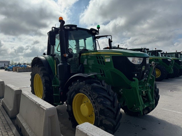 John Deere 6155M - Trator: foto 4 John Deere 6155M - Trator: foto 4