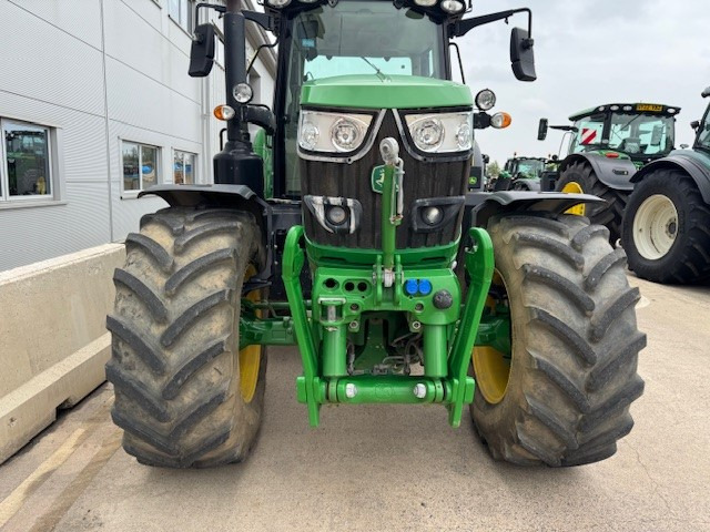 John Deere 6155M - Trator: foto 3 John Deere 6155M - Trator: foto 3