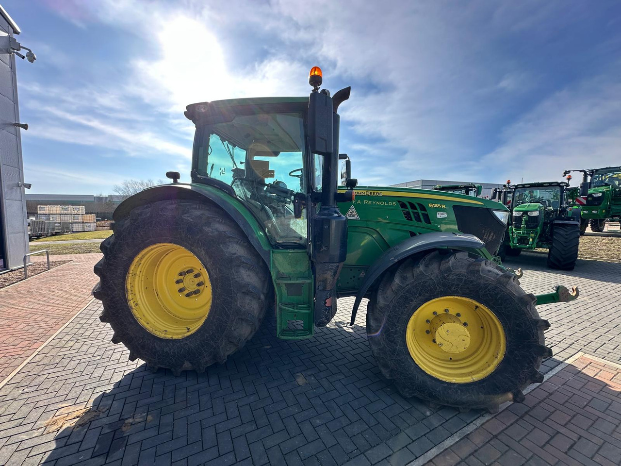 John Deere 6155R - Trator: foto 4 John Deere 6155R - Trator: foto 4