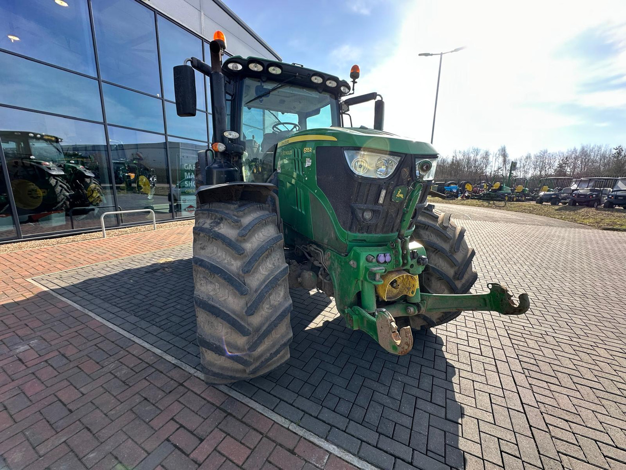 John Deere 6155R - Trator: foto 2 John Deere 6155R - Trator: foto 2