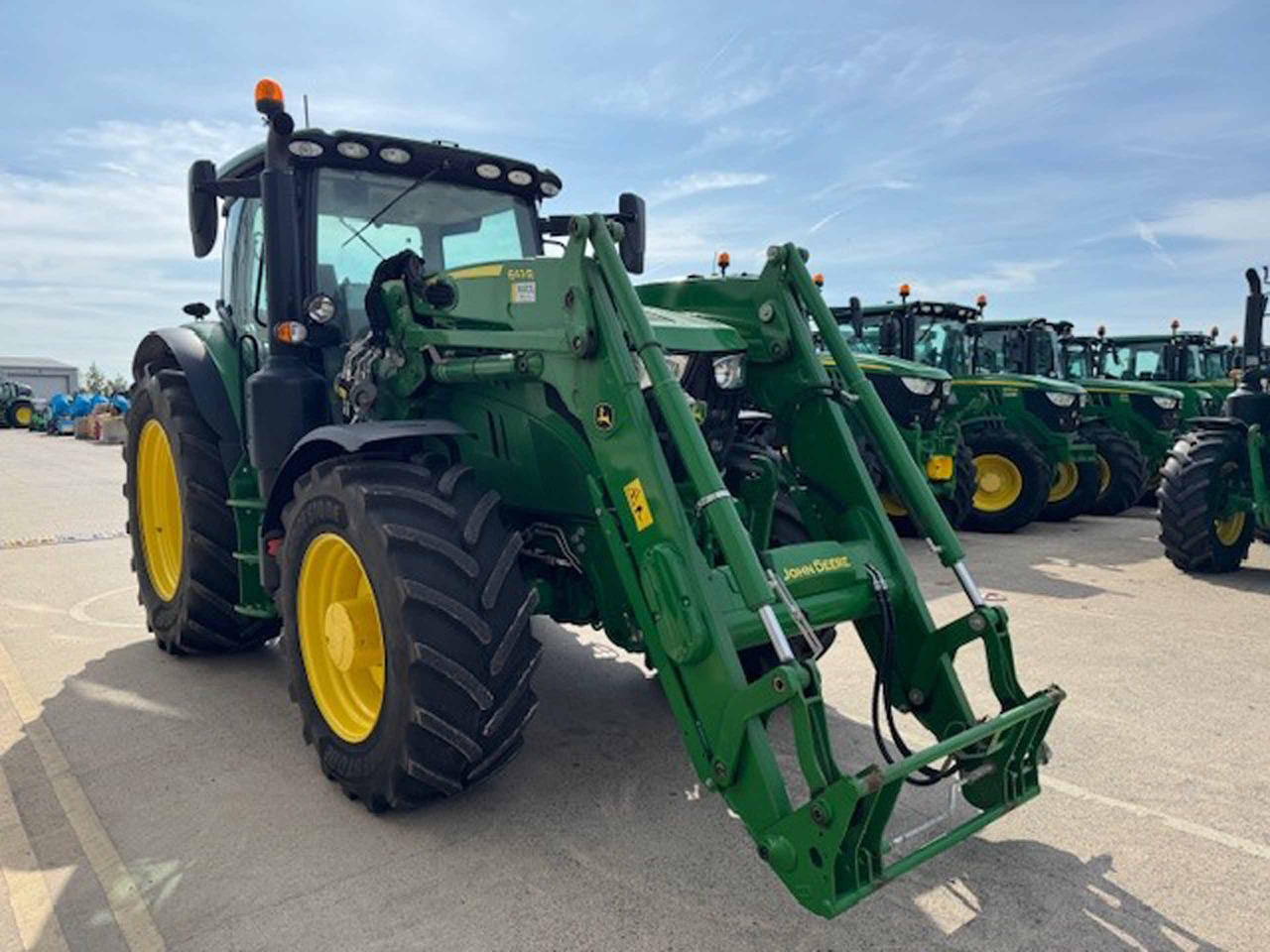 John Deere 6155R - Trator: foto 5 John Deere 6155R - Trator: foto 5