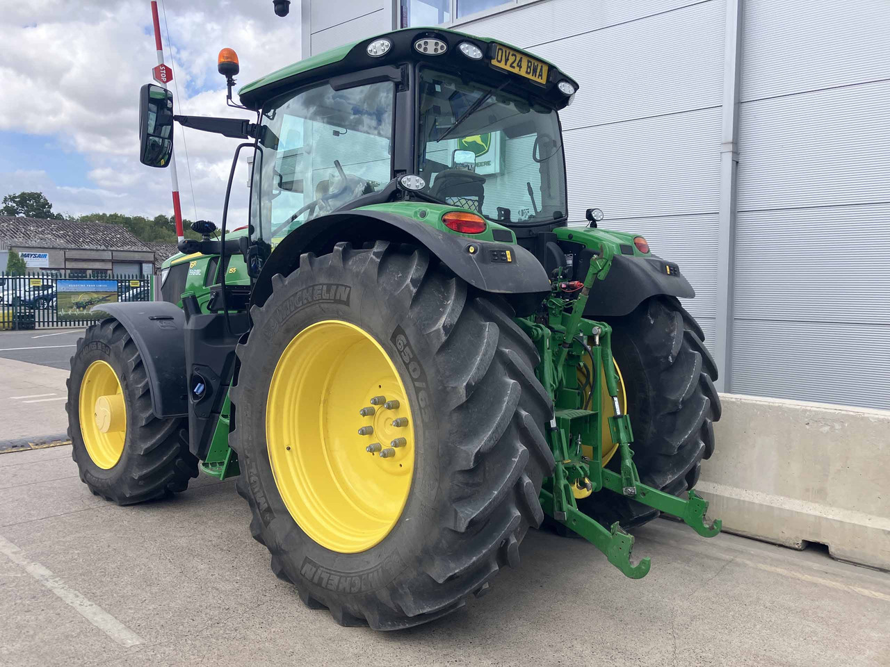 John Deere 6R 155 - Trator: foto 3 John Deere 6R 155 - Trator: foto 3