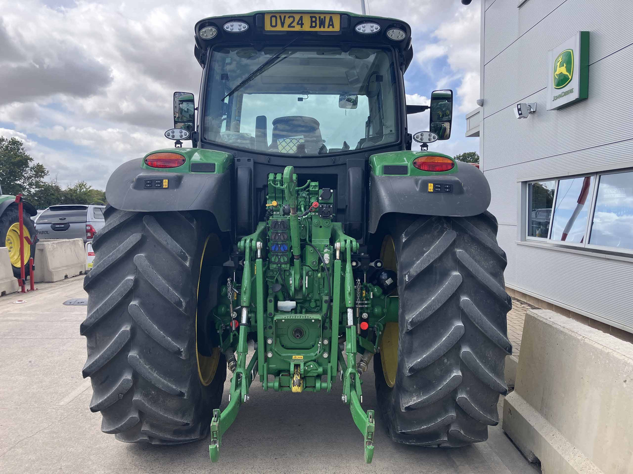 John Deere 6R 155 - Trator: foto 4 John Deere 6R 155 - Trator: foto 4