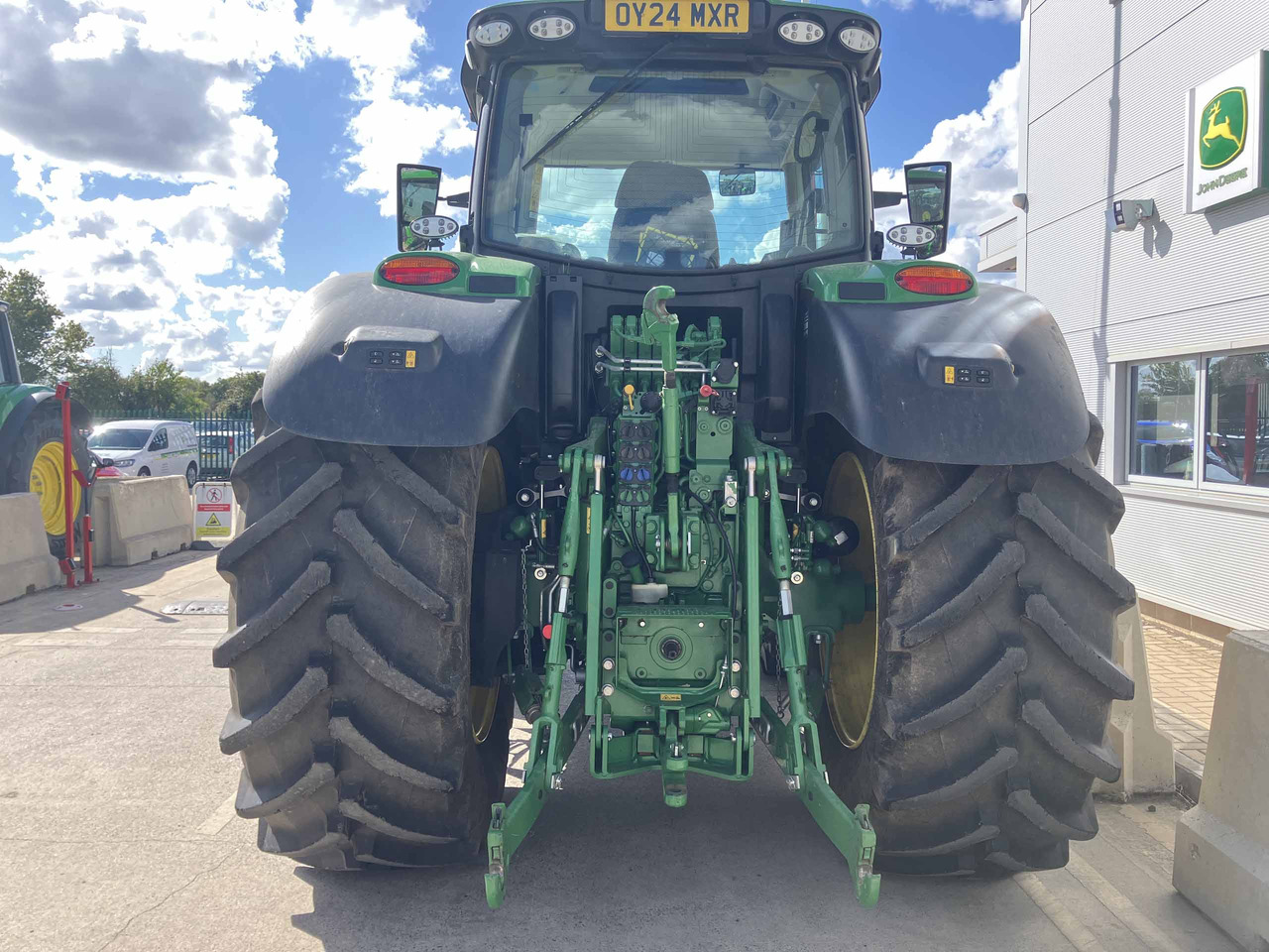 John Deere 6R 215 - Trator: foto 4 John Deere 6R 215 - Trator: foto 4