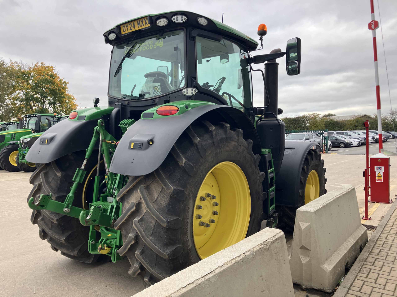 John Deere 6R 250 - Trator: foto 5 John Deere 6R 250 - Trator: foto 5