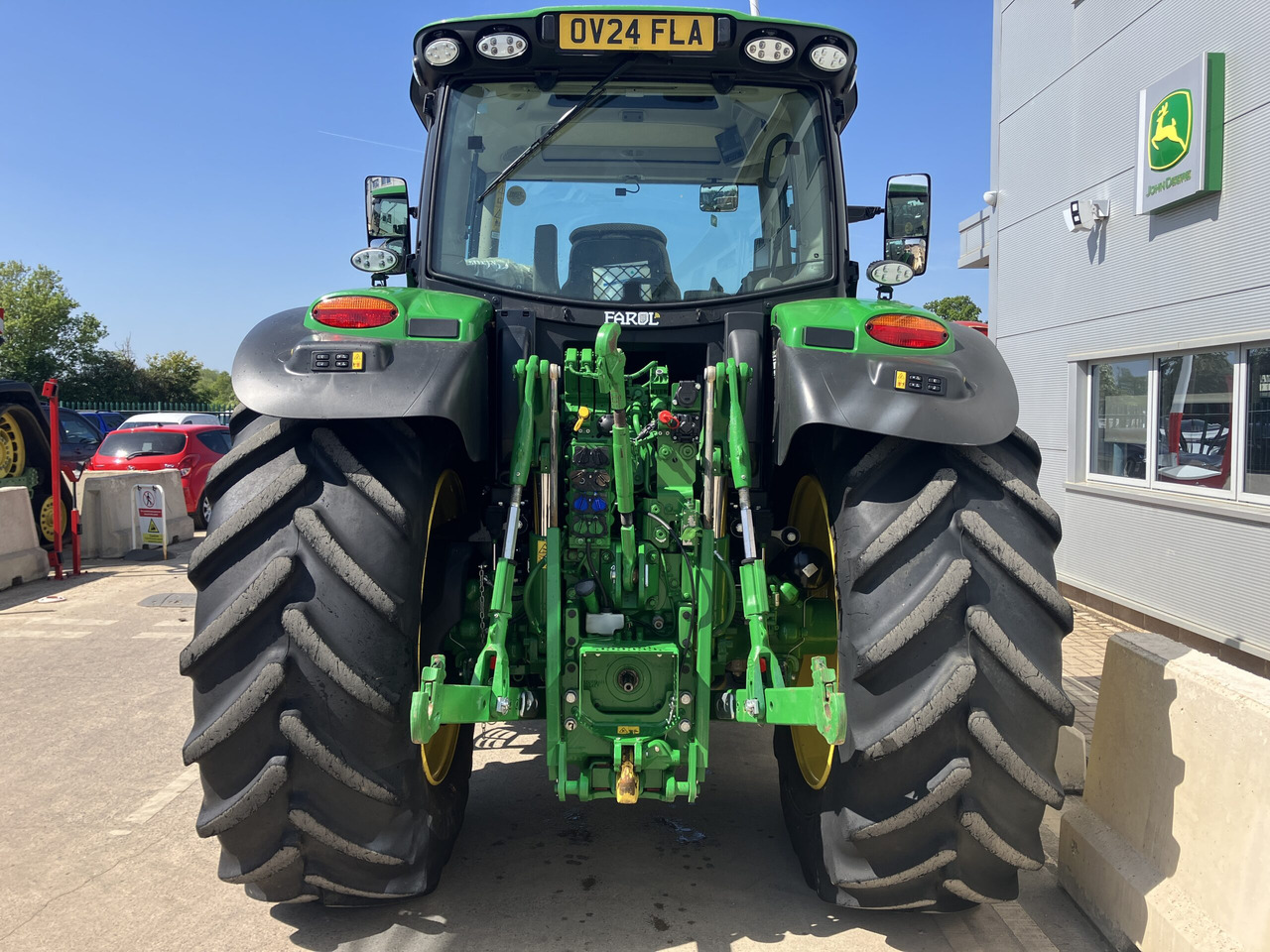 John Deere 6R155 - Trator: foto 4 John Deere 6R155 - Trator: foto 4
