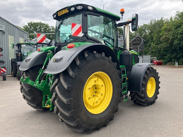 John Deere 6R250 - Trator: foto 3 John Deere 6R250 - Trator: foto 3