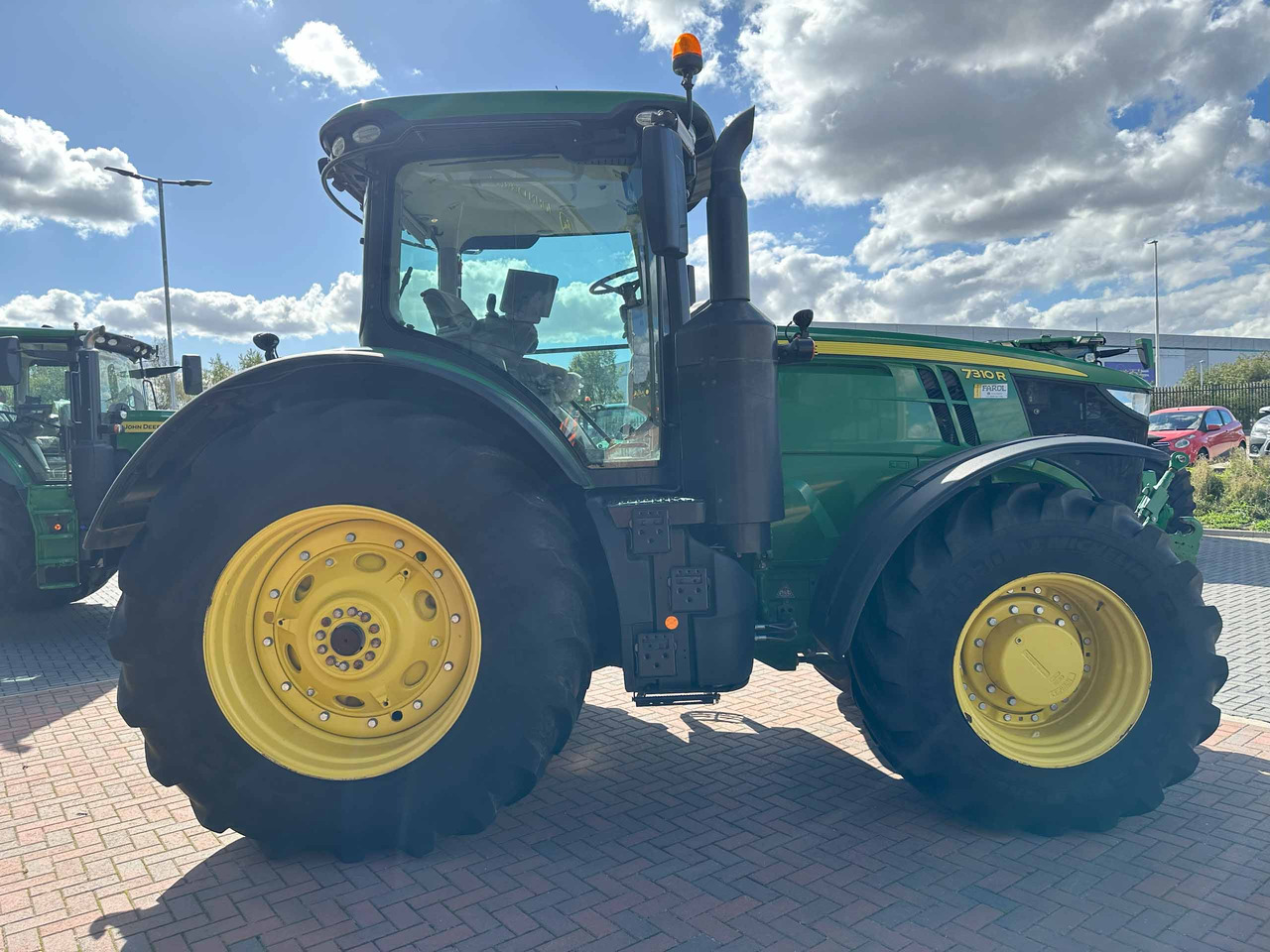 John Deere 7310R - Trator: foto 5 John Deere 7310R - Trator: foto 5