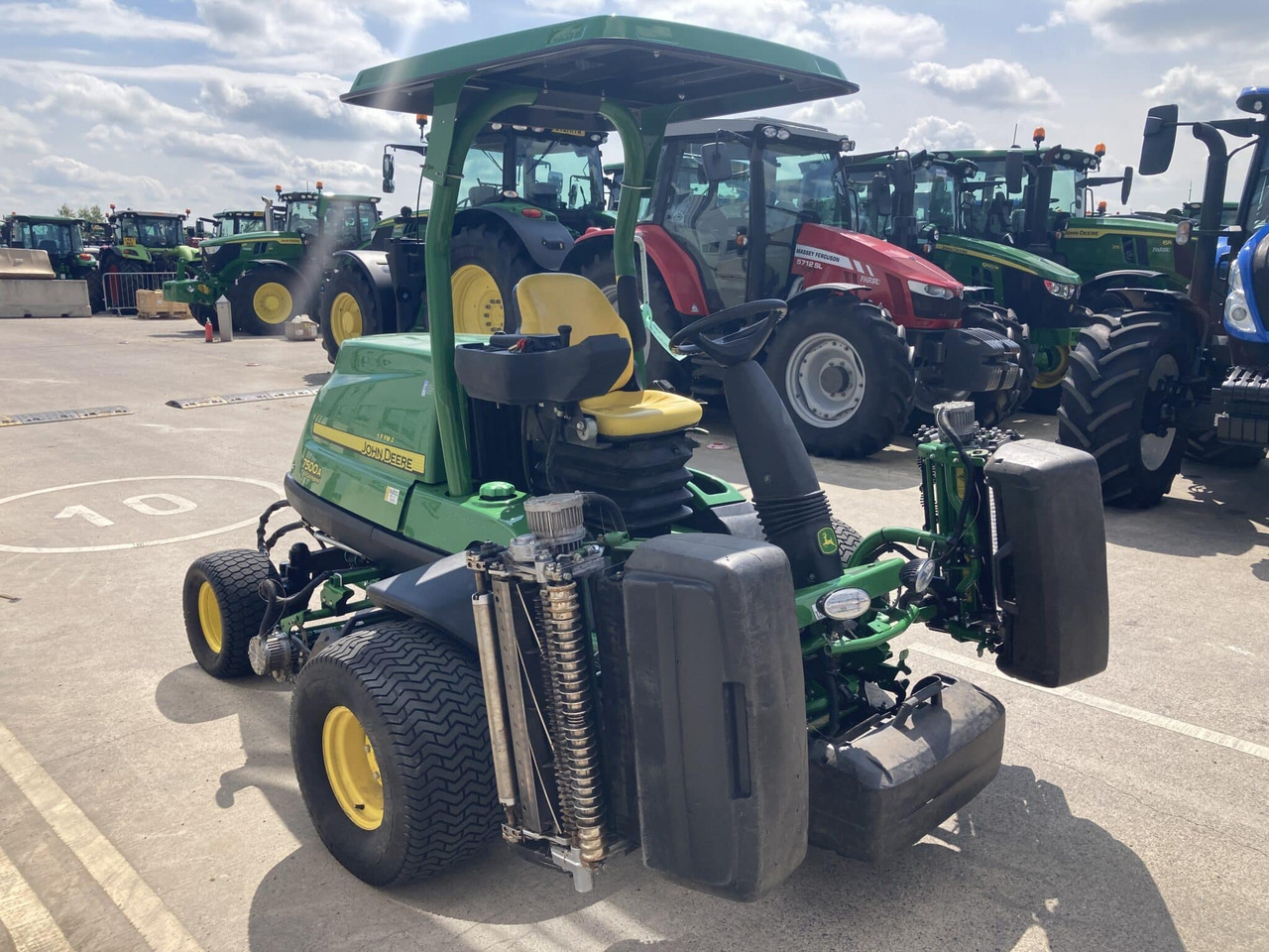 Cortador de grama John Deere 7500AE fairway mower: foto 7