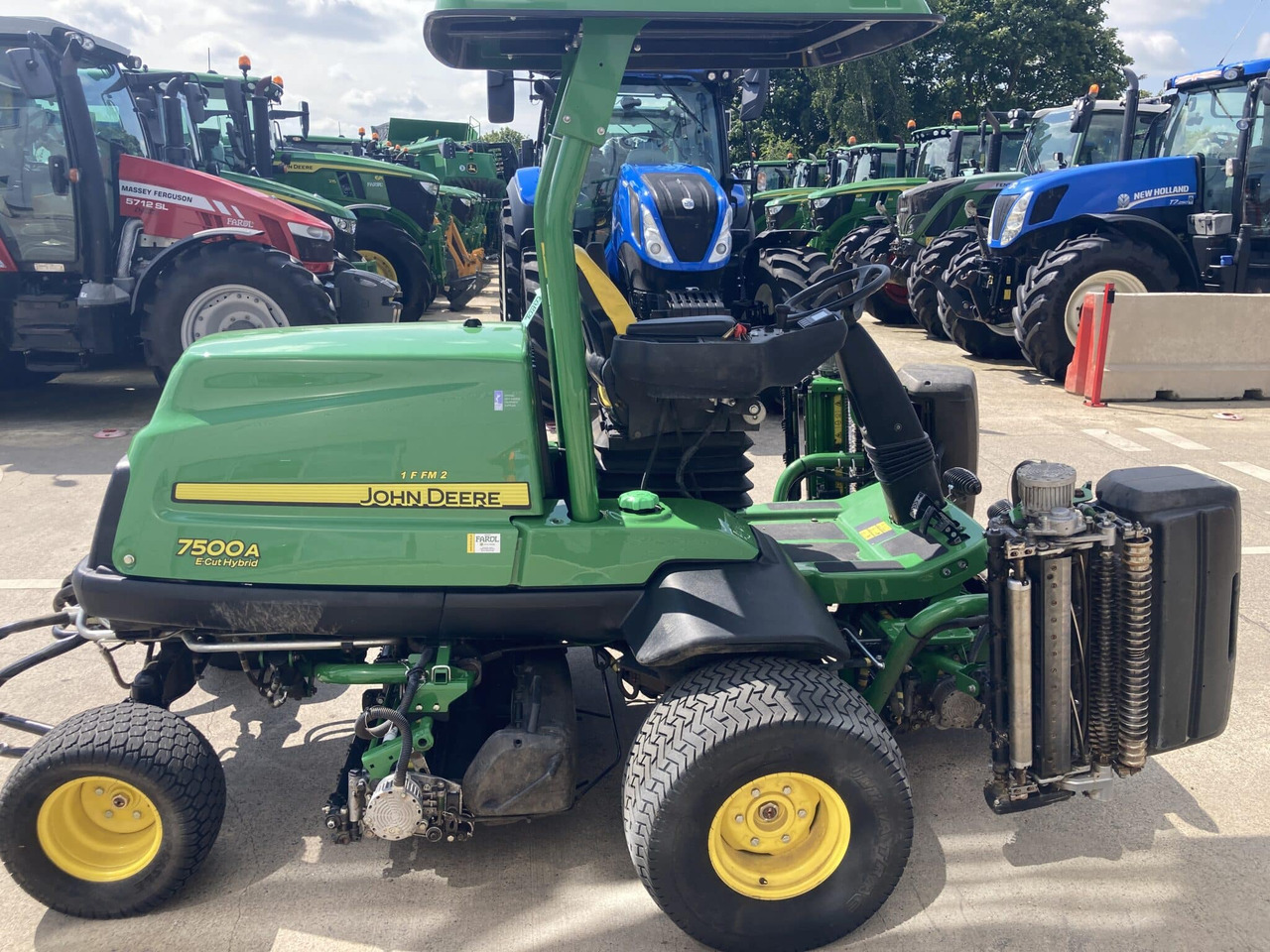 Cortador de grama John Deere 7500AE fairway mower: foto 6