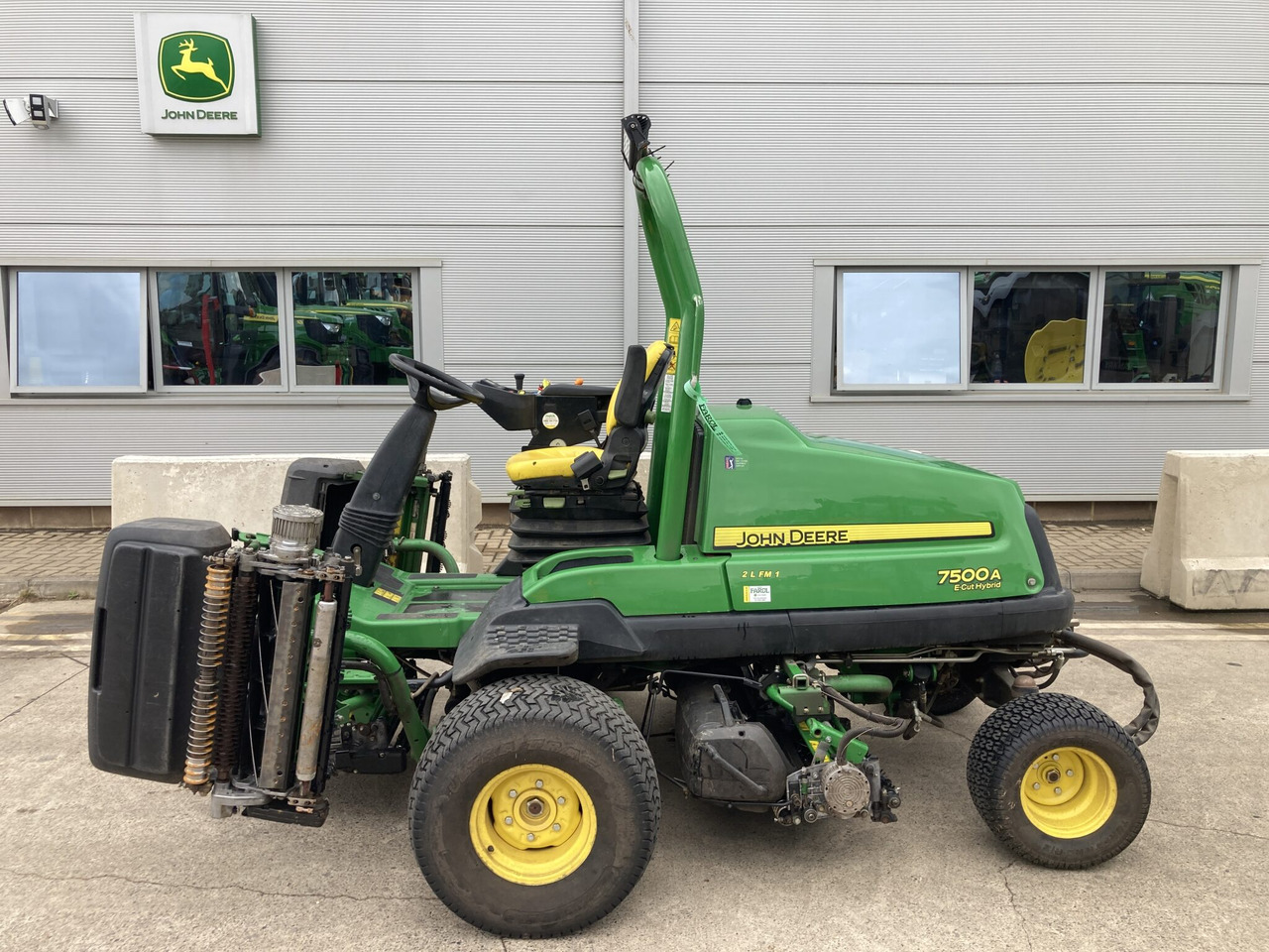 John Deere 7500AE light weight fairway mower - Cortador de grama: foto 2 John Deere 7500AE light weight fairway mower - Cortador de grama: foto 2
