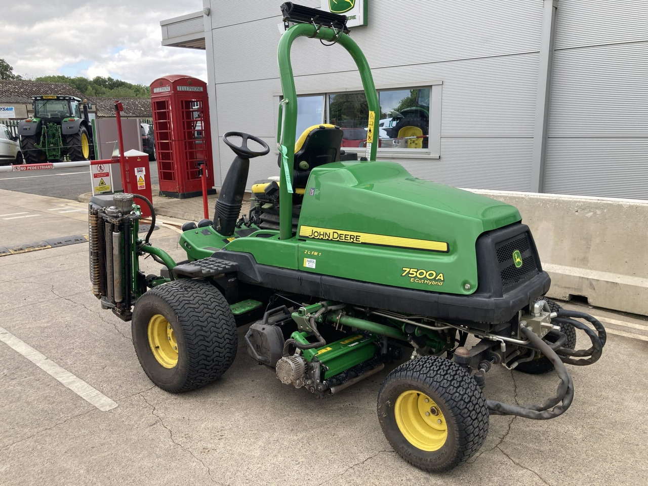 John Deere 7500AE light weight fairway mower - Cortador de grama: foto 3 John Deere 7500AE light weight fairway mower - Cortador de grama: foto 3