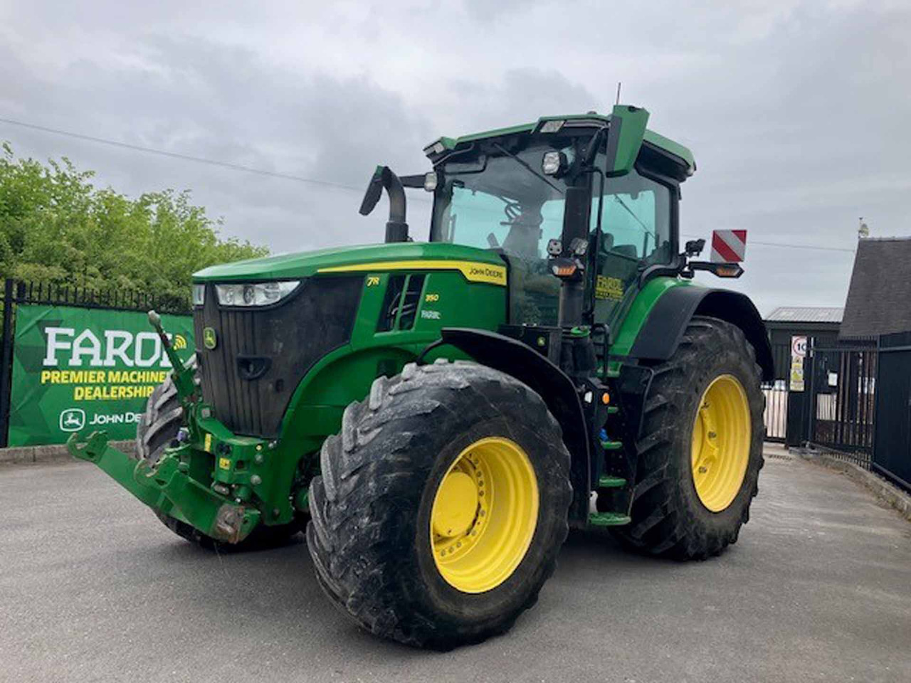 John Deere 7R 350 - Trator: foto 1 John Deere 7R 350 - Trator: foto 1