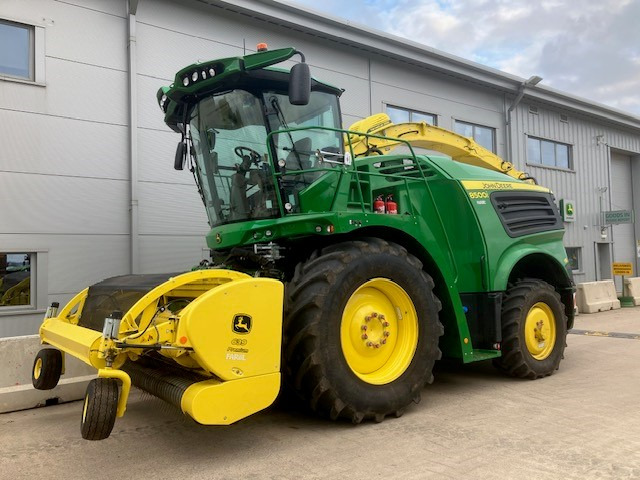 John Deere 8500i - Picadora de forragem automotriz: foto 1 John Deere 8500i - Picadora de forragem automotriz: foto 1
