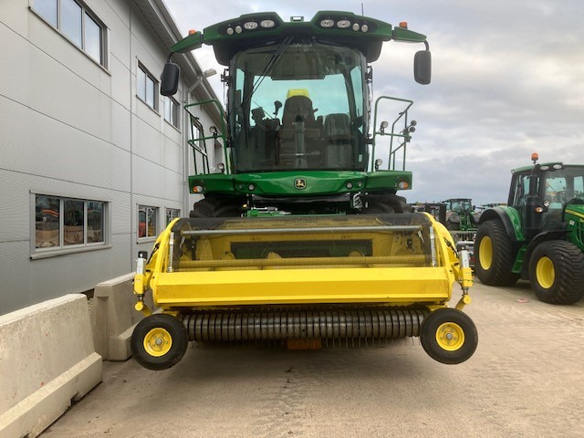 John Deere 8500i - Picadora de forragem automotriz: foto 2 John Deere 8500i - Picadora de forragem automotriz: foto 2
