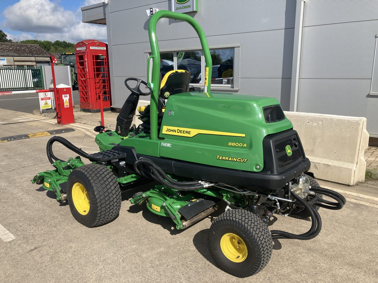 John Deere 8800A 5 pod rotary mower - Cortador de grama: foto 3 John Deere 8800A 5 pod rotary mower - Cortador de grama: foto 3