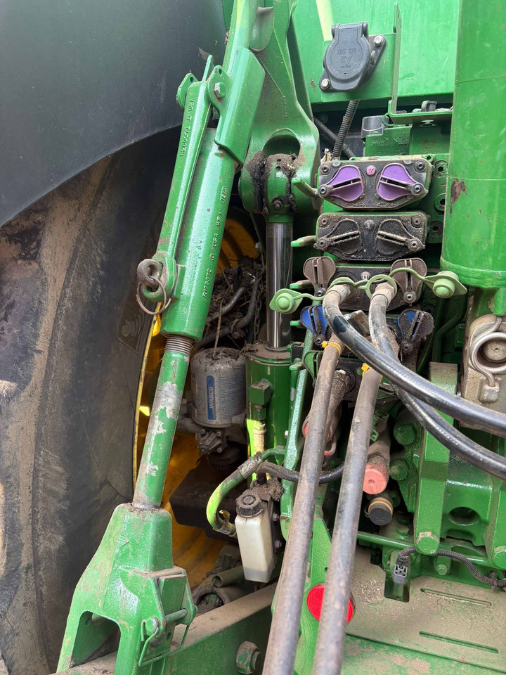 John Deere 8R 370 - Trator: foto 5 John Deere 8R 370 - Trator: foto 5