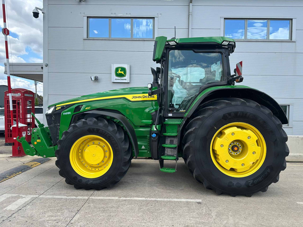 John Deere 8R 410 - Trator: foto 4 John Deere 8R 410 - Trator: foto 4