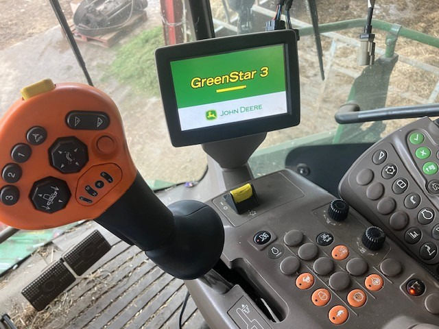 John Deere 9900 - Picadora de forragem automotriz: foto 3 John Deere 9900 - Picadora de forragem automotriz: foto 3