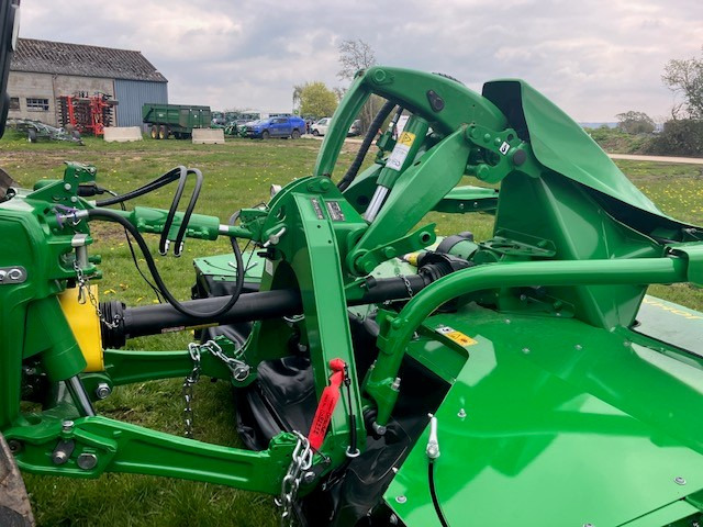 John Deere F310R - Gadanheira: foto 4 John Deere F310R - Gadanheira: foto 4
