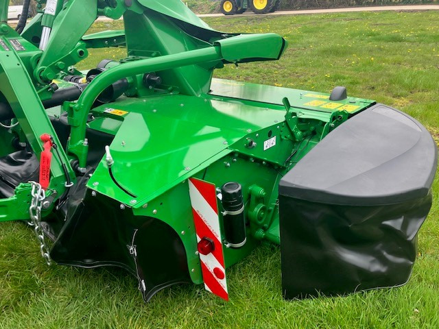 John Deere F310R - Gadanheira: foto 5 John Deere F310R - Gadanheira: foto 5