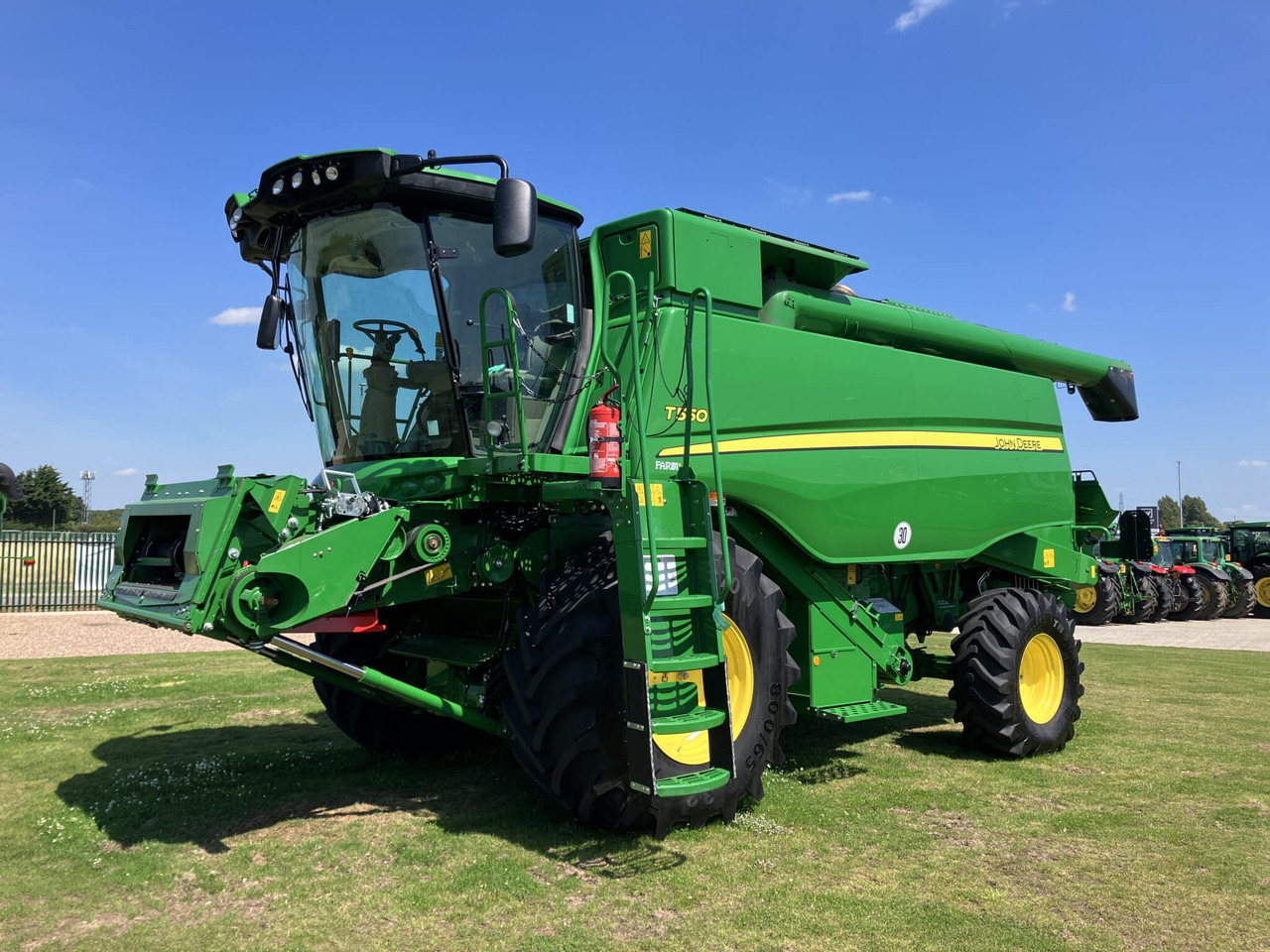 John Deere T550i - Ceifeira debulhadora: foto 1 John Deere T550i - Ceifeira debulhadora: foto 1