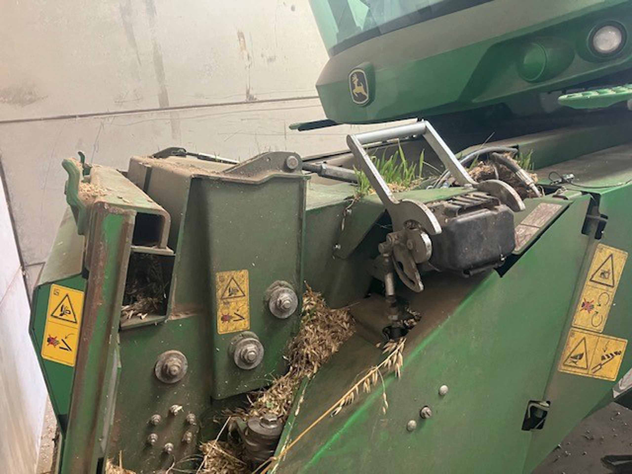 John Deere T560i HillMaster - Ceifeira debulhadora: foto 3 John Deere T560i HillMaster - Ceifeira debulhadora: foto 3