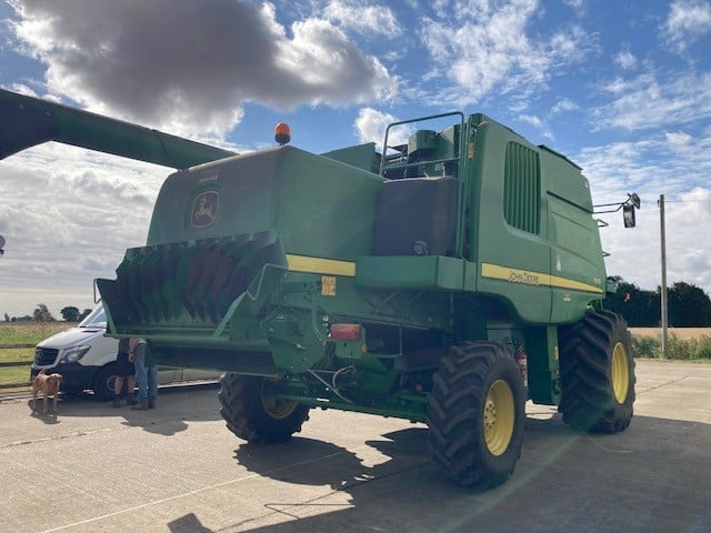 John Deere T670 - Ceifeira debulhadora: foto 5 John Deere T670 - Ceifeira debulhadora: foto 5
