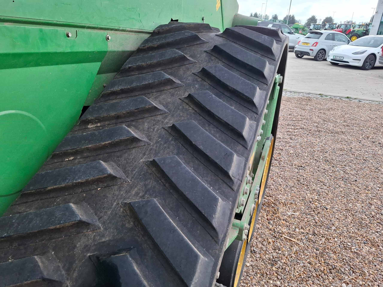 John Deere T670i - Ceifeira debulhadora: foto 5 John Deere T670i - Ceifeira debulhadora: foto 5