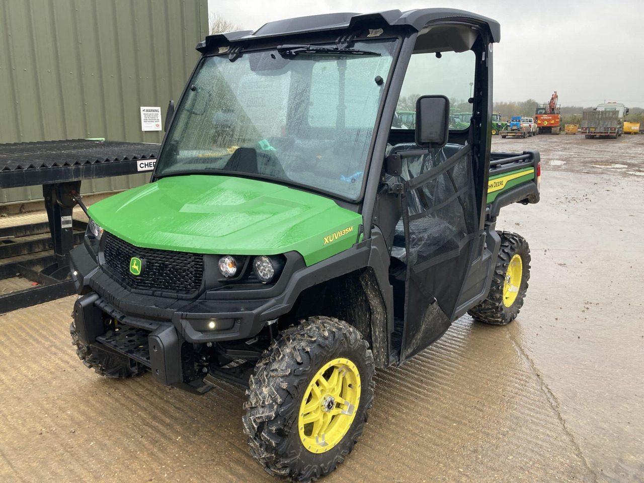 John Deere XUV835M Gator - Quadriciclo: foto 1 John Deere XUV835M Gator - Quadriciclo: foto 1