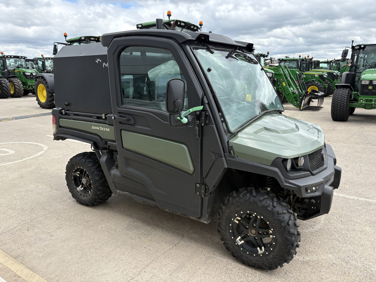 John Deere XUV865M Gator - Quadriciclo: foto 3 John Deere XUV865M Gator - Quadriciclo: foto 3
