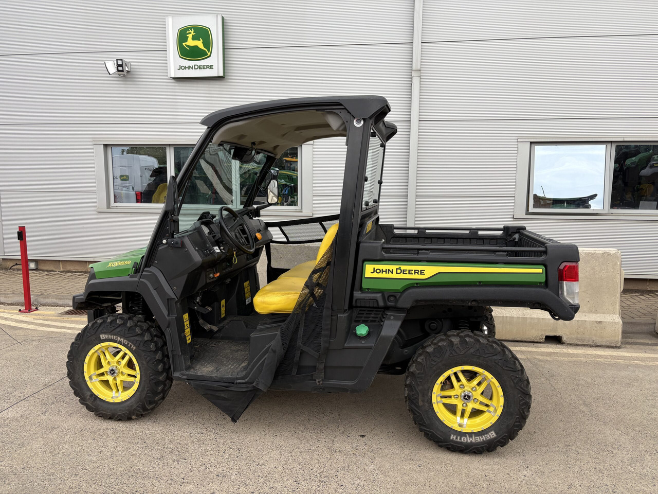 John Deere XUV865M Gator - Quadriciclo: foto 1 John Deere XUV865M Gator - Quadriciclo: foto 1