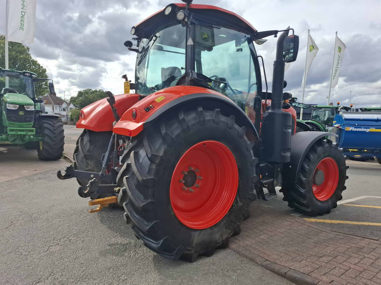 Kubota M7153 - Trator: foto 5 Kubota M7153 - Trator: foto 5
