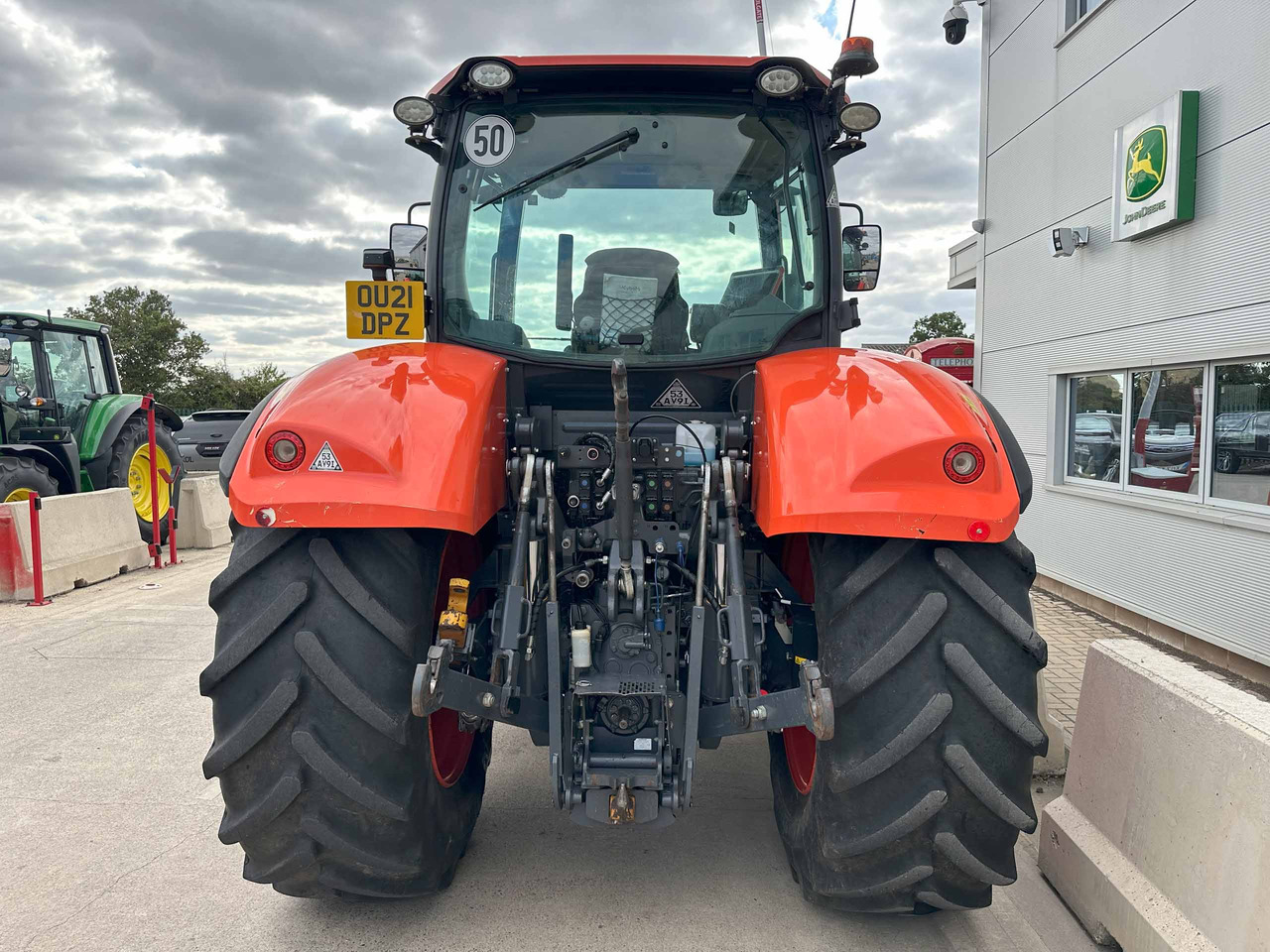 Kubota M7173 - Trator: foto 4 Kubota M7173 - Trator: foto 4