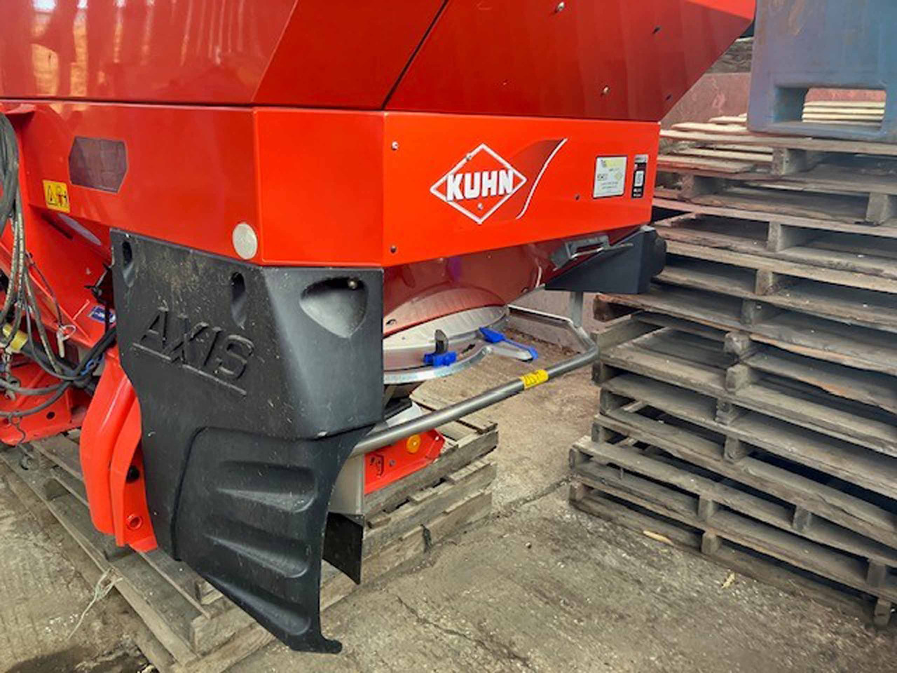 Kuhn Axis 30.2D - Distribuidor de fertilizantes: foto 3 Kuhn Axis 30.2D - Distribuidor de fertilizantes: foto 3