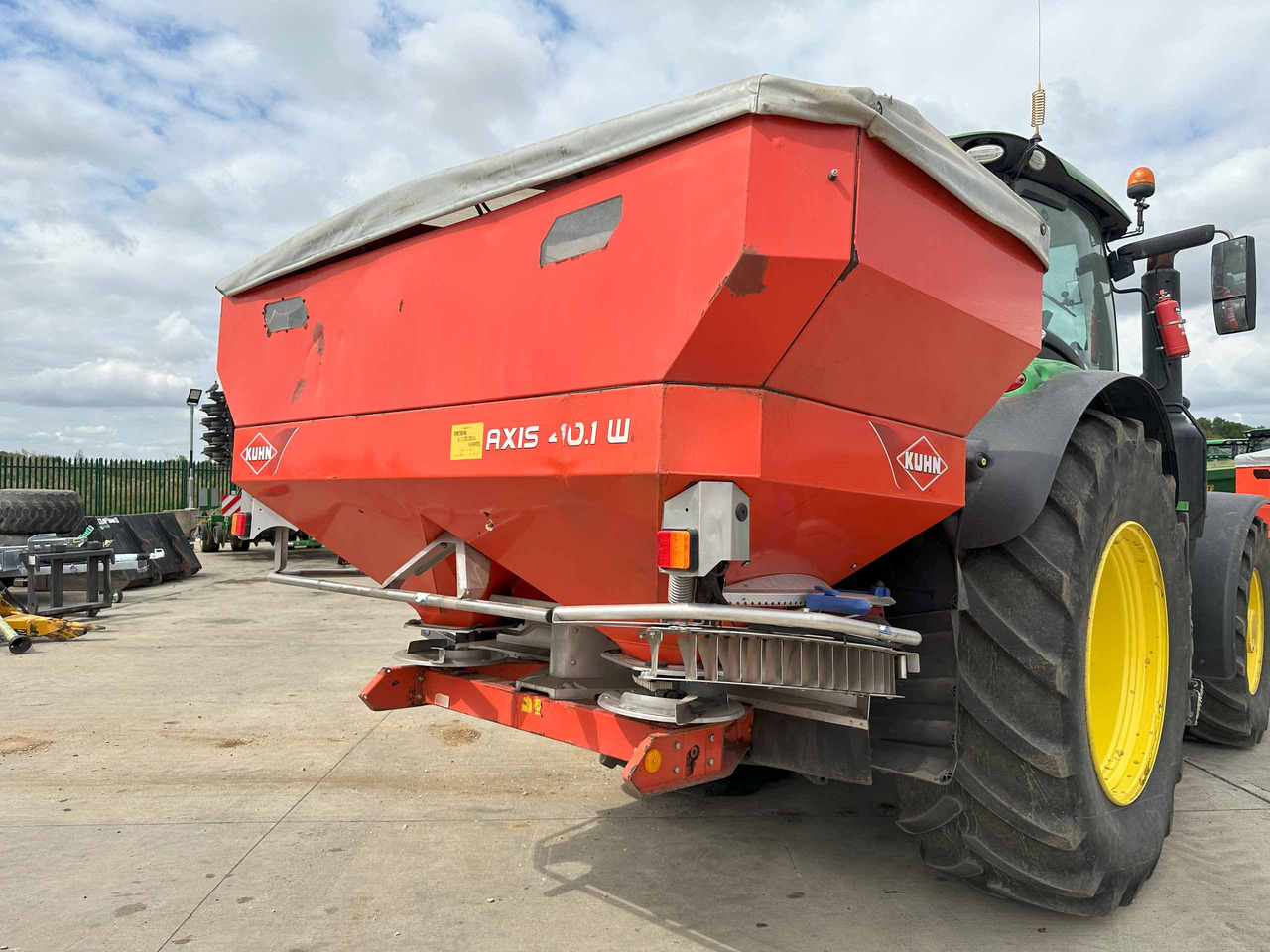 Kuhn Axis 40.1W - Distribuidor de fertilizantes: foto 5 Kuhn Axis 40.1W - Distribuidor de fertilizantes: foto 5