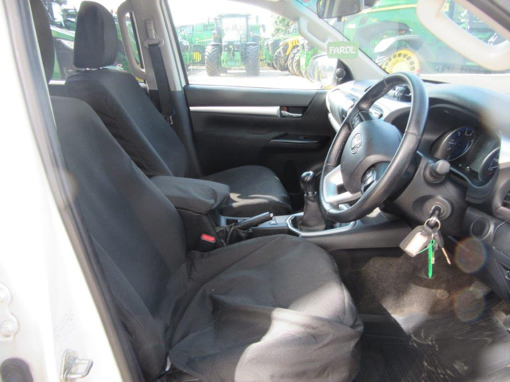 Pick-up TOYOTA HILUX ICON D-4D 4WD DOUBLE CAB: foto 13