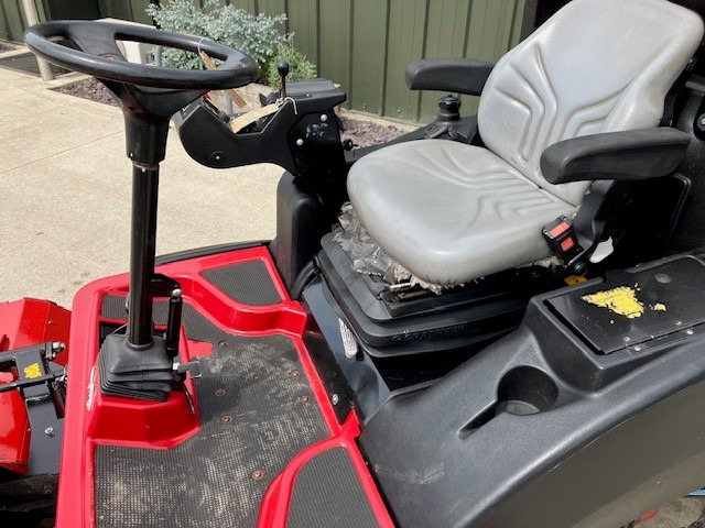 Toro LTF3000 Commercial Triple Flail Mower - Cortador de grama: foto 4 Toro LTF3000 Commercial Triple Flail Mower - Cortador de grama: foto 4