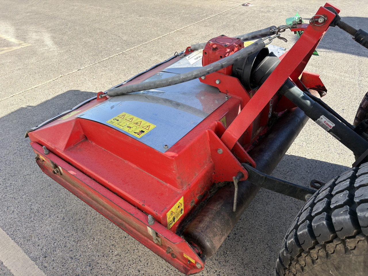 Trimax Striker 150 roller mower - Cortador de grama: foto 2 Trimax Striker 150 roller mower - Cortador de grama: foto 2