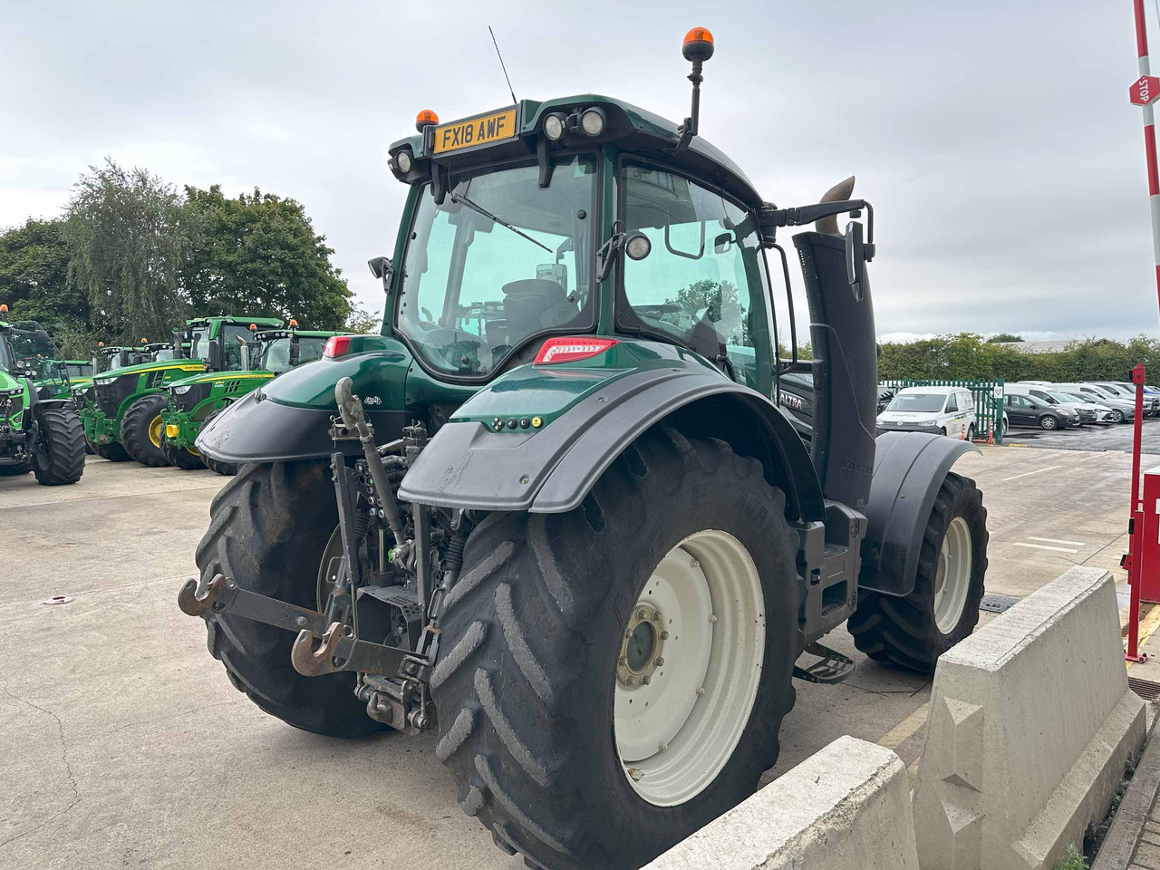 Valtra T174EV - Trator: foto 5 Valtra T174EV - Trator: foto 5