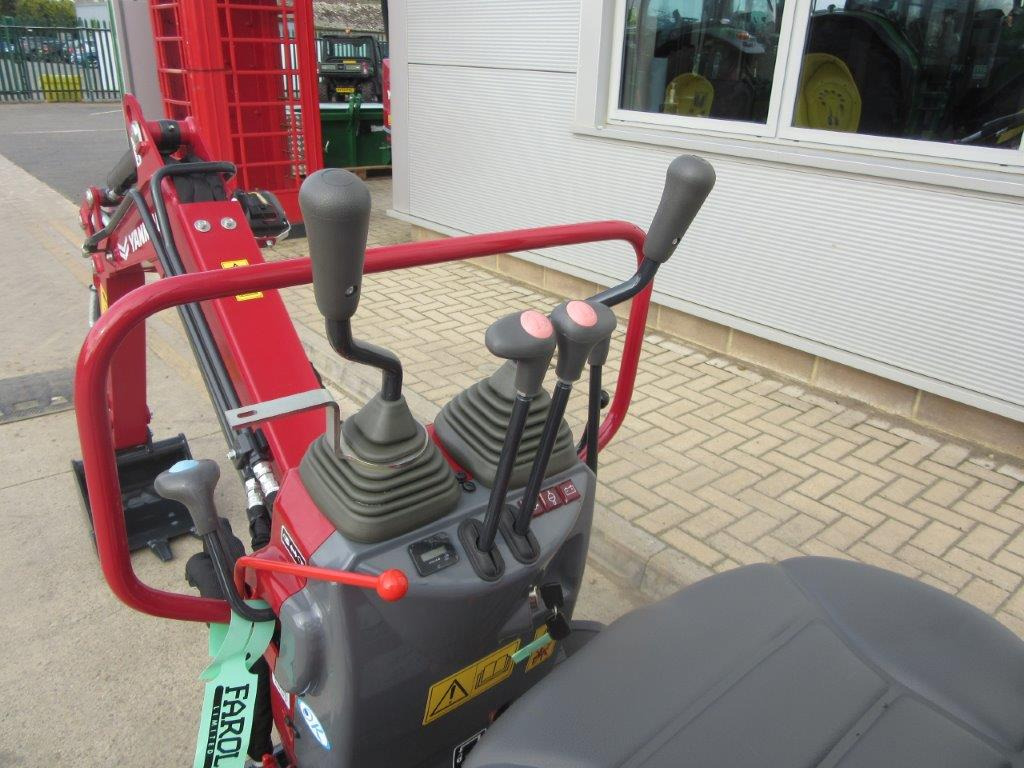 Leasing de  Yanmar SV08 Yanmar SV08: foto 8