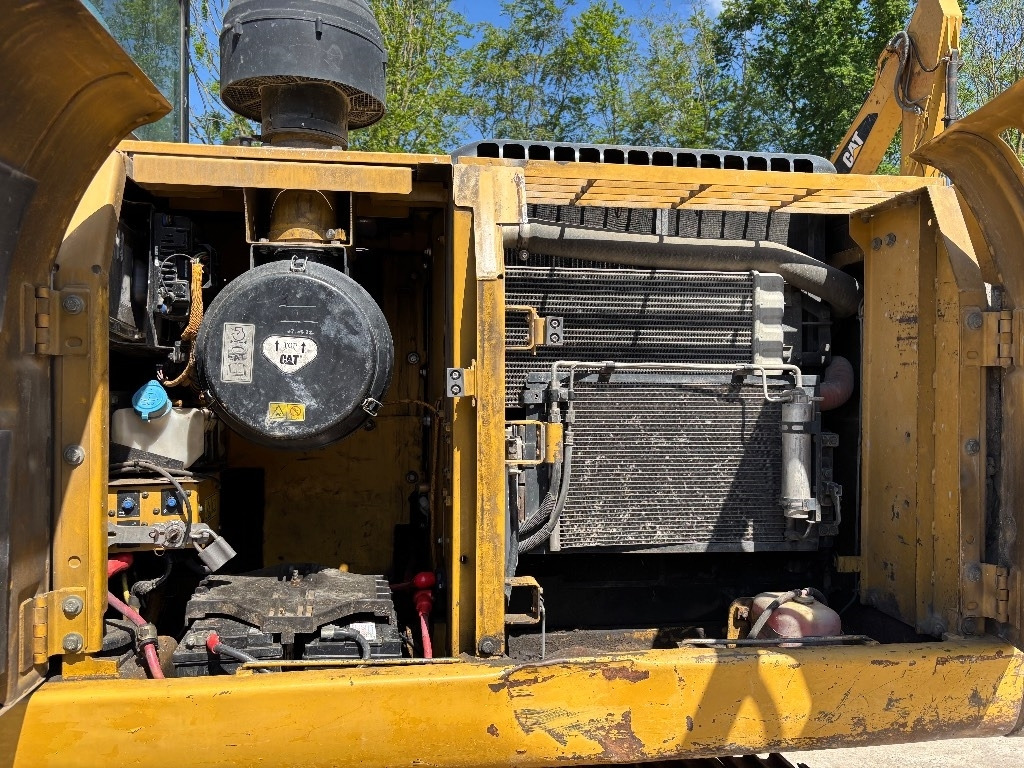 Leasing de CAT 320 D L  CAT 320 D L: foto 8