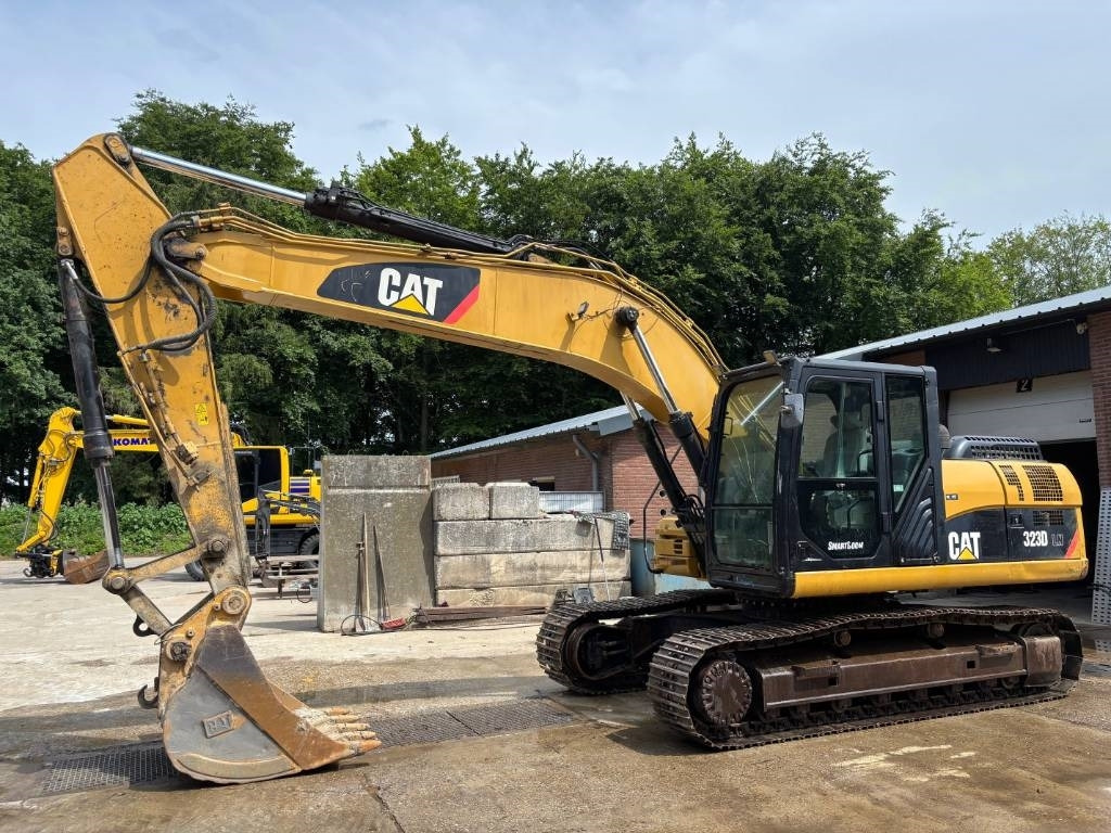 CAT 323 D LN - Escavadora de rastos: foto 1 CAT 323 D LN - Escavadora de rastos: foto 1