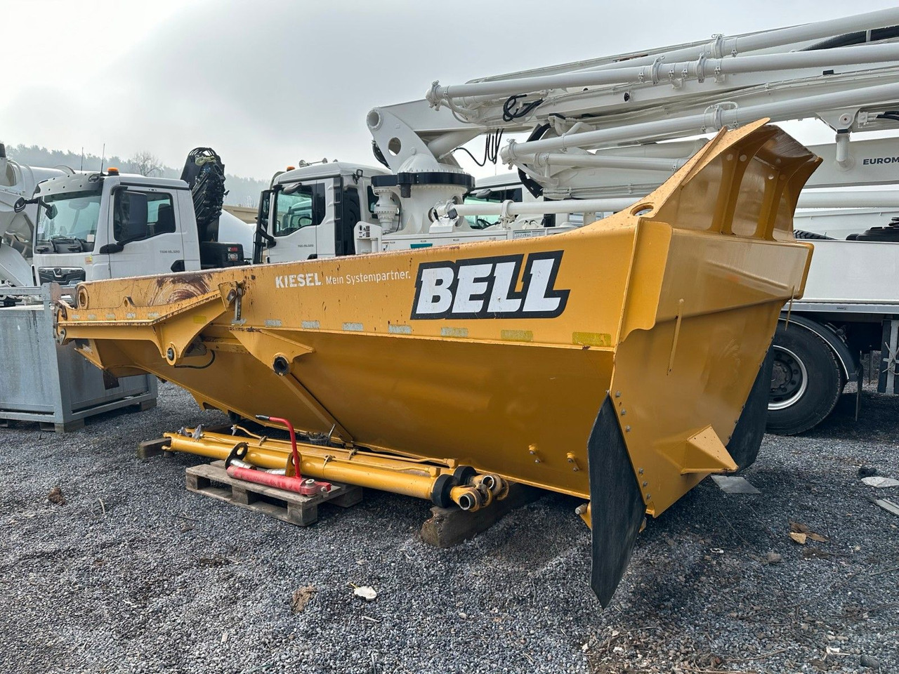 Bell B 25 E Dumper Mulden Kipper Aufbau - Carroçaria para caminhões basculantes: foto 2 Bell B 25 E Dumper Mulden Kipper Aufbau - Carroçaria para caminhões basculantes: foto 2