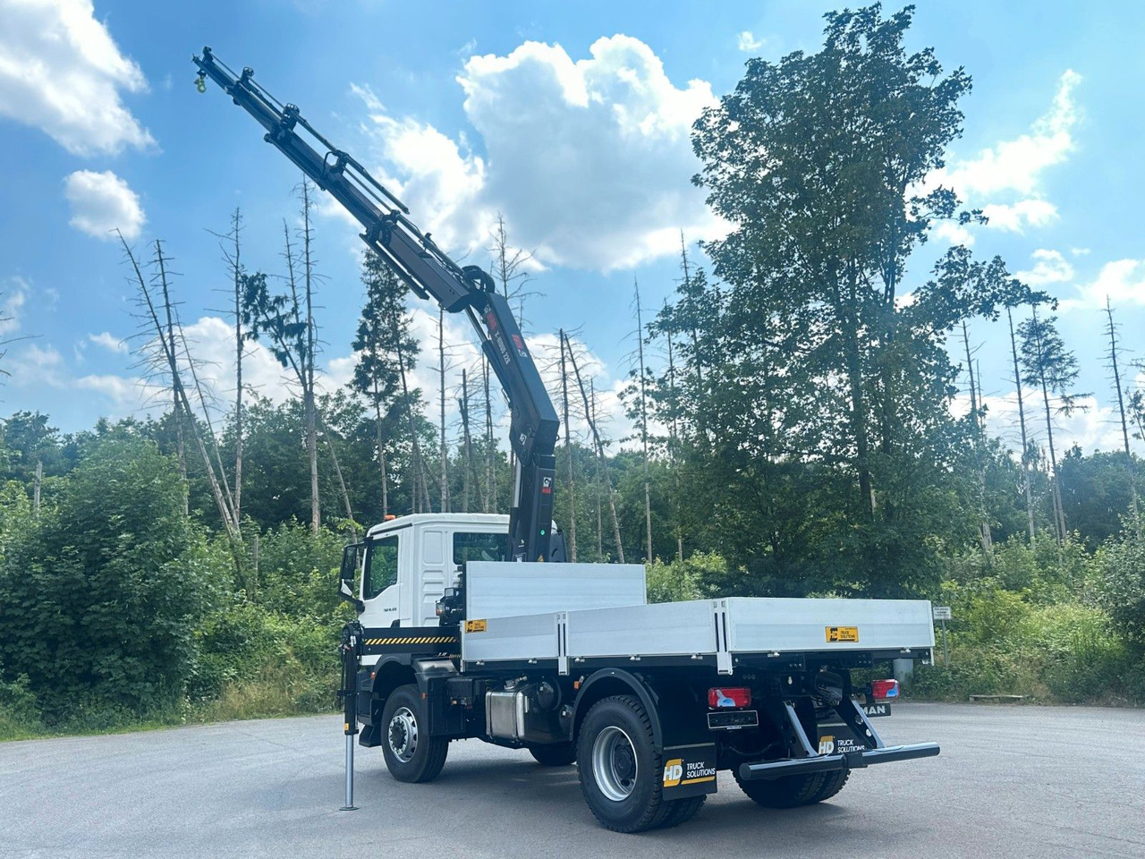 MAN TGM 18.320 4x4 Euro 6e Pritsche Hiab 228-4 Kran - Camião grua: foto 4 MAN TGM 18.320 4x4 Euro 6e Pritsche Hiab 228-4 Kran - Camião grua: foto 4